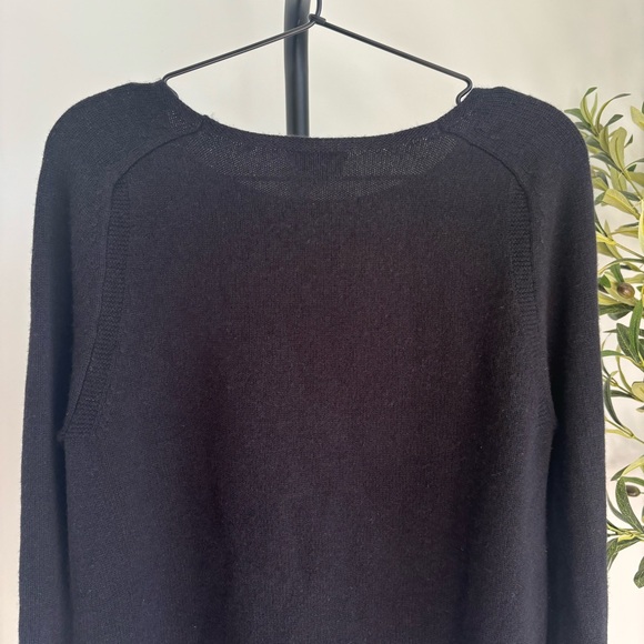 • [Talbots] Cashmere Sweater • - Picture 8 of 9